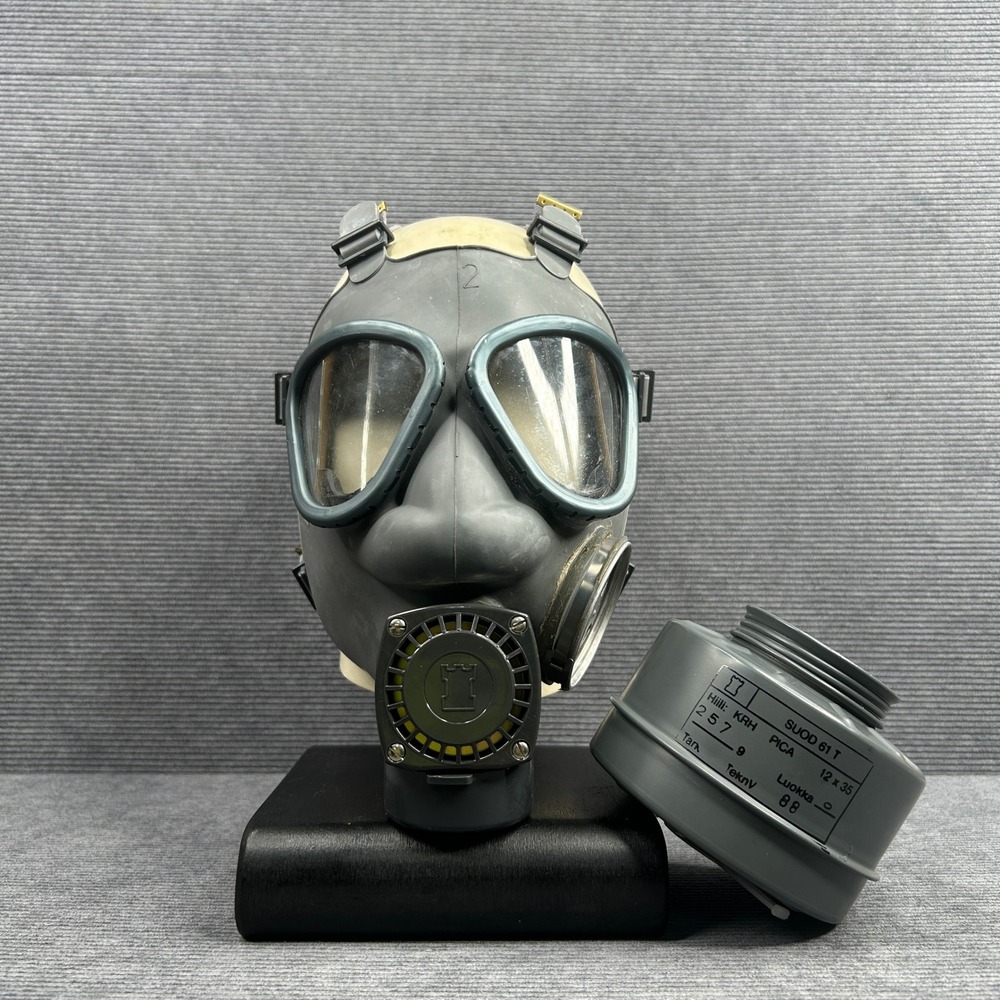 Finnish Military M61 V2 Gas Mask Grey Rubber Respirator With SUOD 61 T Filter